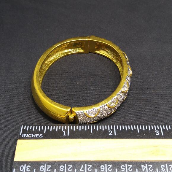 Vtg. Premier Designs Rhinestone Hinged Bracelet, Magnetic Clasp, 1980s, 7 1/2 In - Picture 9 of 10